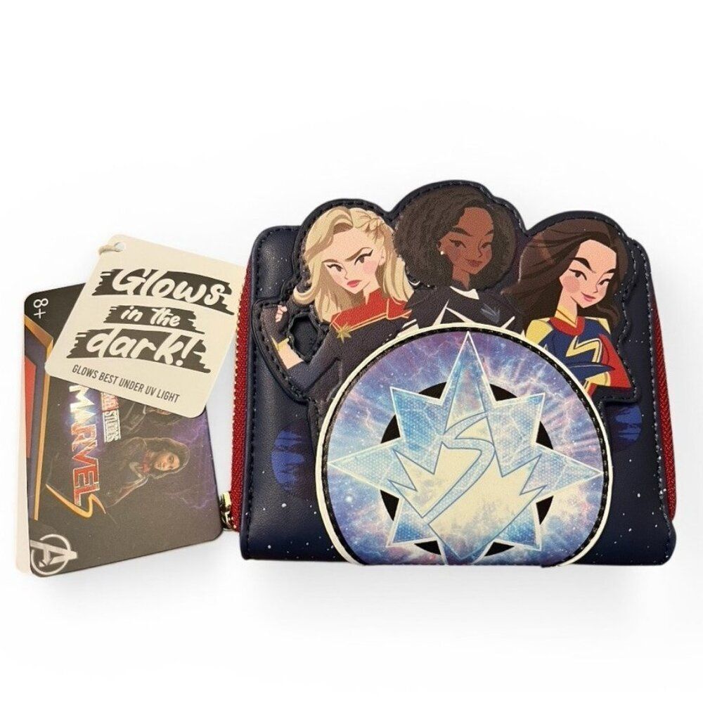 Loungefly Marvels Group Portrait Wallet Glows in Dark Zip Around Ms Marvel NWT